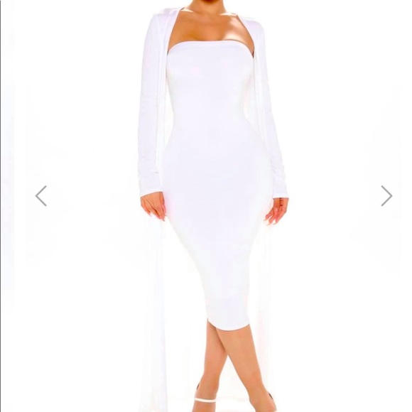 All white two piece fit - Picture 1 of 2